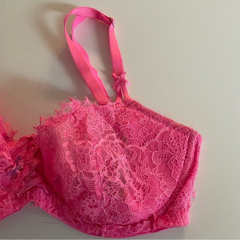 New! Victoria's Secret Dream Angels Wicked Lace Balconette Bra Pink 20077 - Picture 4 of 8